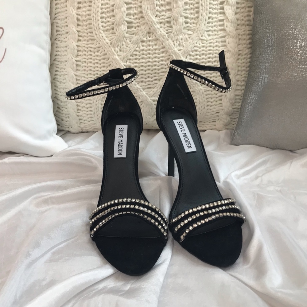 *BRAND NEW IN BOX* Steve Madden heels